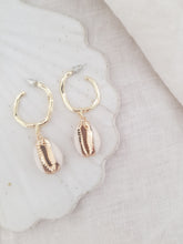 Load image into Gallery viewer, Oasis Earrings

